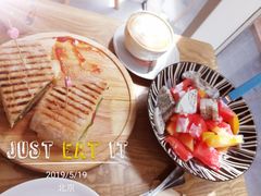 -Ours树朵家亲子餐厅(远策中心店)