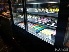 -半岛翡丽海鲜自助餐厅(观风亭店)