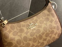 -COACH蔻驰(德基广场店)