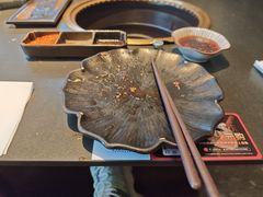 -铭牛烧肉·和牛海鲜自助(高新月牙湖店)