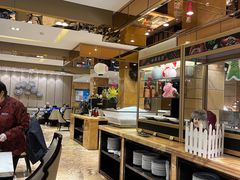 自助取餐区-上海皇廷花园酒店·西餐厅·自助餐