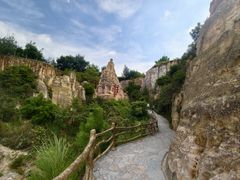 -彩色沙林风景区