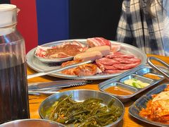 -牛信亭韩国料理·炭火烤肉(紫藤路店)