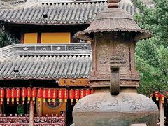 -龙华寺