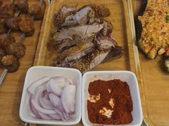 -乡村馕坑肉·烧烤·新疆菜·本地人更爱吃(阿勒泰首店)