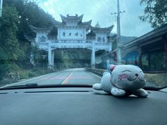 -罗田薄刀峰风景区