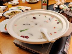 江团鱼炖汤-老阿爸鲜鱼土菜(昆山花桥店)