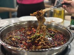 -麻辣巅峰美蛙鱼头火锅(犀浦店)