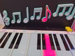 -多多淘儿童体验中心(重庆来福士店)