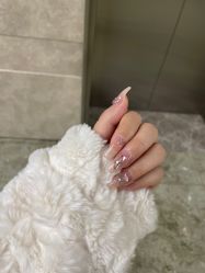-UGIRL有个美甲