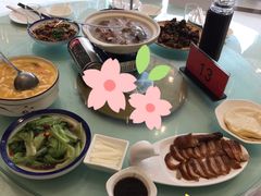 -艳阳天酒店(五里新村店)