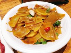 山寨洋芋片-老滇山寨•云南特色菜•地方菜•民族风情歌舞表演(金碧店)