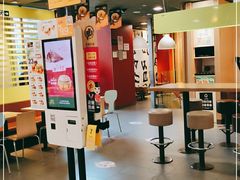 大堂-麦当劳(华宁弘基生活中心店)