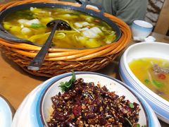 -有红鸡毛店·巴蜀民间菜(碧海南路店)