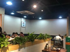 大堂-凤兴鸡煲(宝安海雅店)