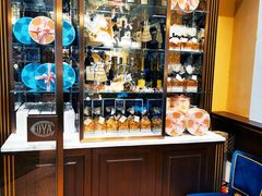 面包甜点陈列柜-COVA(新天地Xintiandi店)