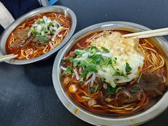 -薛记襄阳香辣牛肉面(平安路店)