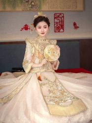 -艾朵婚纱