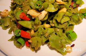 Dry-Fried Dried Lettuce