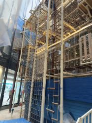 -PIPIKINGDOM皮皮王国欢乐号(欢乐海岸购物中心店)