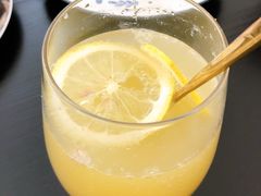 柠檬气泡水-一块儿·蛋糕定制店(吴兴店)