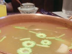 -牛村来人潮汕牛肉火锅(西单店)