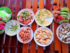 -Bánh Mì Huynh Hoa