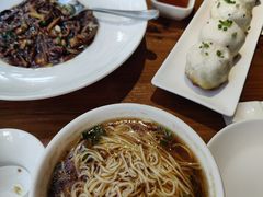 -金枝玉叶上海人家食府(三里河店)