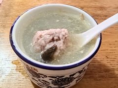 皮蛋肉饼汤-小罗子汤店(大士院总店)