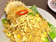 -大头虾越式风味餐厅(光明广场店)