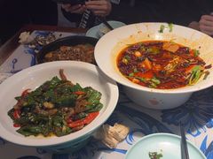-川流不息·地道川菜·小龙虾(新松江路店)