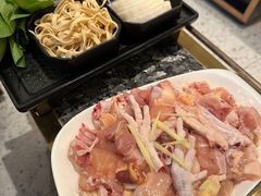 -一席地·本地鸡窝·杭帮鸡火锅(萧山银隆百货店)