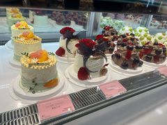 -新百广场(地铁站)