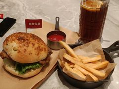 -必胜客(世欧广场店)