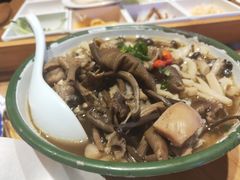 -怪噜范·老贵阳街头名小吃(汇金星力城店)