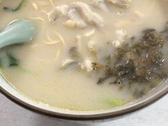 -明呈黄鱼面馆(斜土路店)