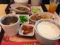 肥牛饭套餐-真功夫(大商新玛特店)