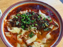 -雷祖芳老妈蹄花店