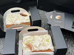 -白蘭BLANK(杭州湖滨银泰in77C区店)