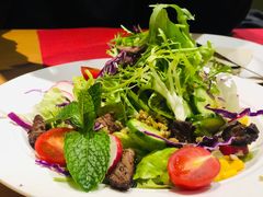 岩火牛肉沙拉-LUCCA卢卡西班牙海鲜饭(远洋广场店)