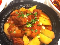 -兔行天下-鸿鹤鲜锅兔(中海国际店)