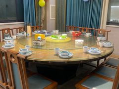 -钟掌勺忘不了地道湘菜(新天地假日广场店)