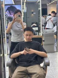 -藤野造型烫发染发