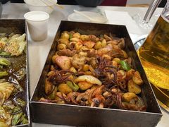 -老东镇啤酒屋海鲜加工·蒸汽海鲜·海鲜烧烤(台东店)