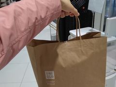 -优衣库(上海正大广场店)