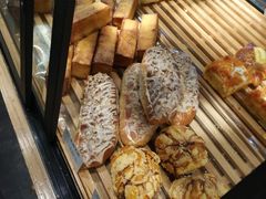 全麦核桃奶酪-法贝滋动物奶油蛋糕(广益哥伦布店)
