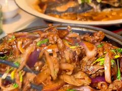 -大鸭梨烤鸭店(金顶街店)