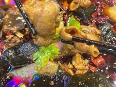 -晓彭肥肠鸡·泡椒鸡火锅(水木天地店)