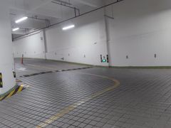 -市民健身中心-停车场