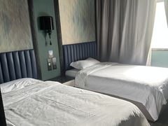 -粤塔X趣影电竞酒店(天河广场车陂地铁站店)